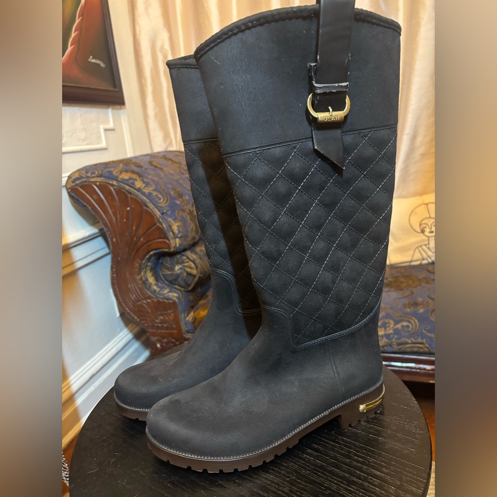 ULAN Black Quilted Boots with Gold Buckle